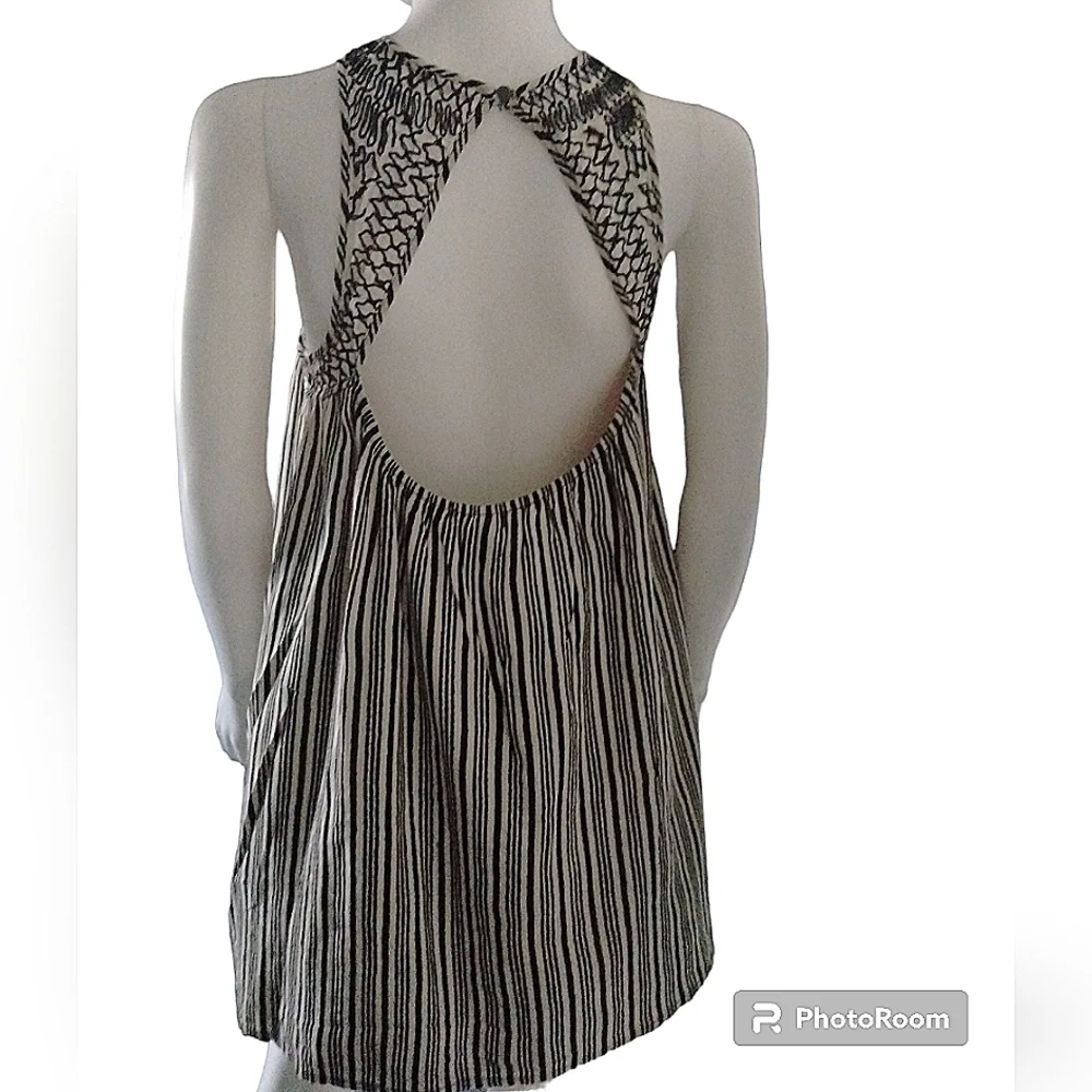 𝅺Ecote Black and White Striped Boho Style Dress open back‎ Size Small